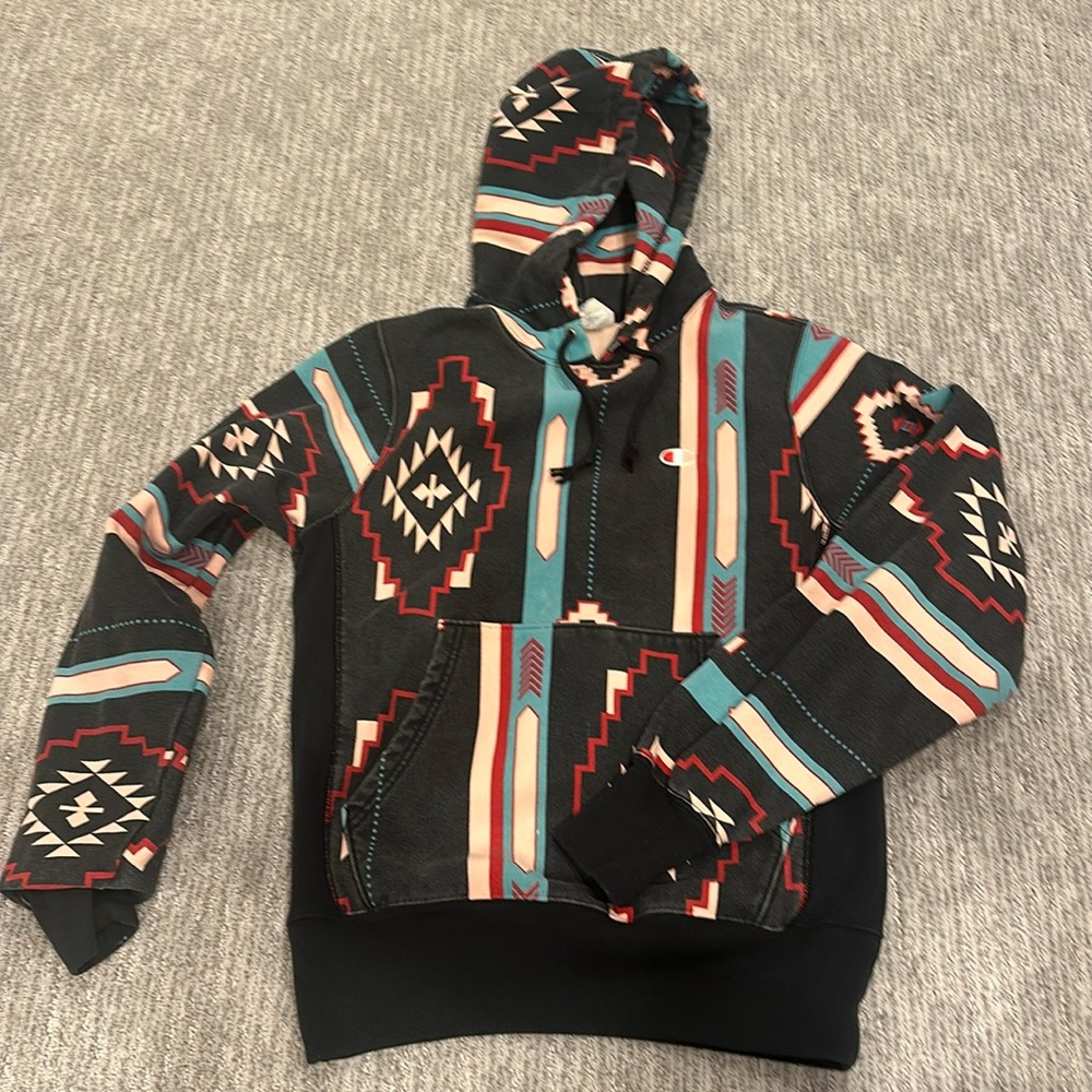 Urban Outfitters Champion Aztec hoodie size Small